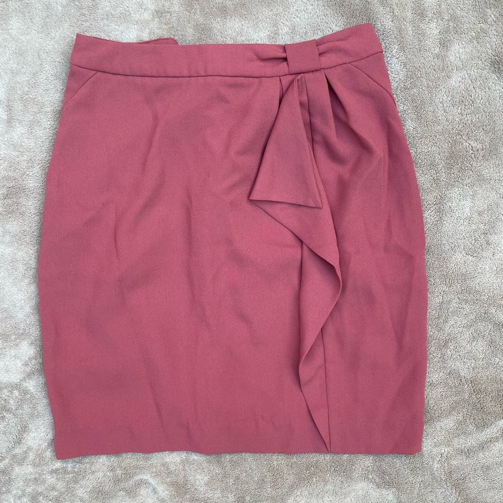 Knee length bodycon burgundy skirt size 2